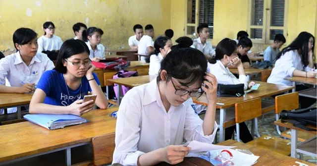 Suy nghĩ về việc nhiều học sinh không thích các môn Khoa học xã hội và nhân văn (Dàn ý + 2 mẫu)