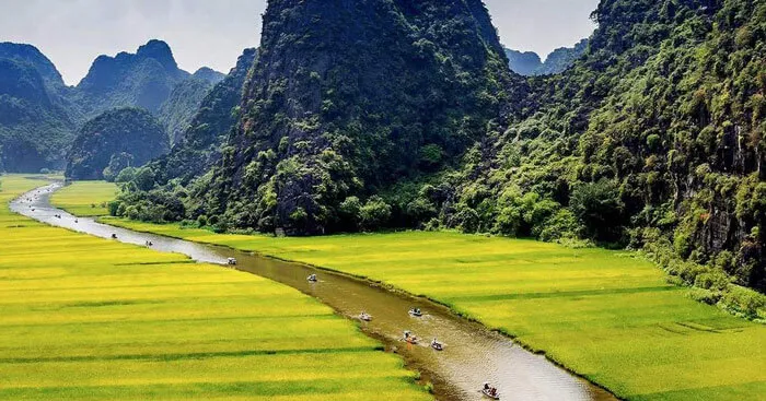 Văn mẫu lớp 12: Tổng hợp kết bài về bài thơ Đất nước của Nguyễn Khoa Điềm (67 mẫu)