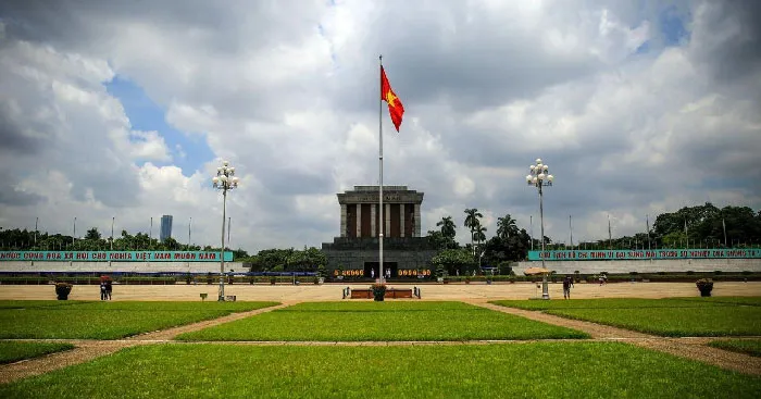 Bài thơ Viếng lăng Bác