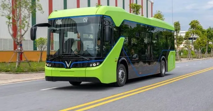 Đoạn văn tiếng Anh viết về phương tiện xe Bus