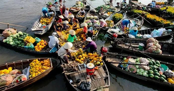 Lịch sử Địa lí lớp 4 Bài 25: Một số nét văn hóa và truyền thống cách mạng ở vùng Nam Bộ